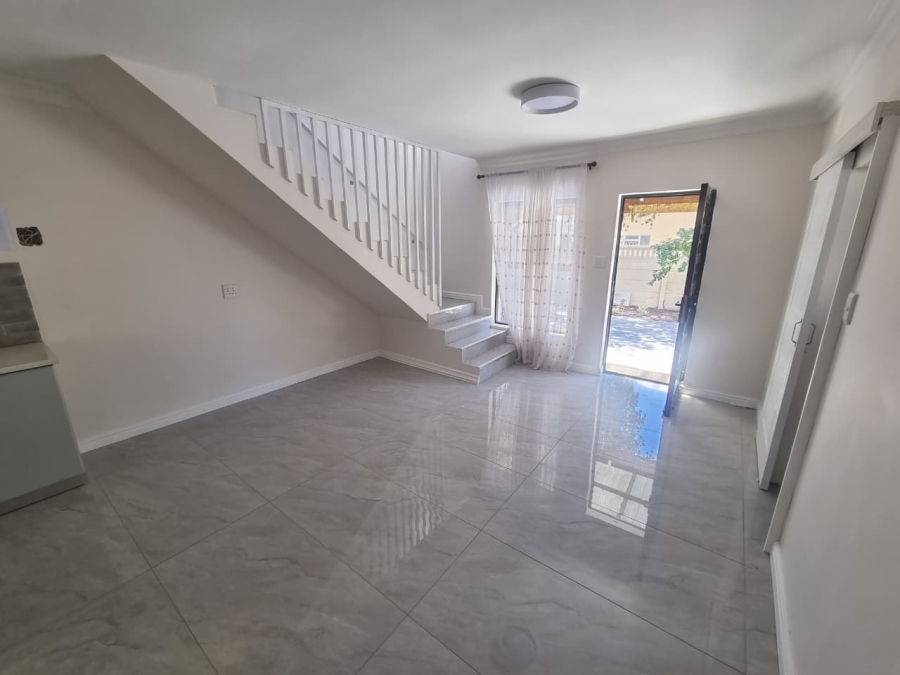 To Let 2 Bedroom Property for Rent in Rondebosch East Western Cape